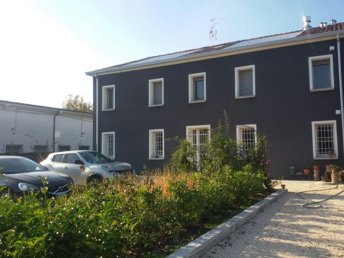 Zucchero Sui Baffi- Food Lovers B&B Mantova Exteriör bild