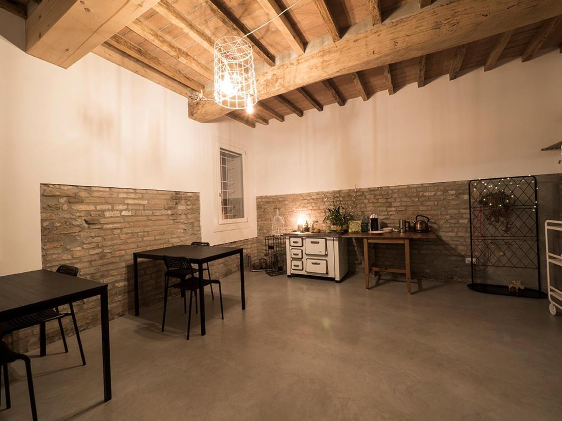 Zucchero Sui Baffi- Food Lovers B&B Mantova Exteriör bild